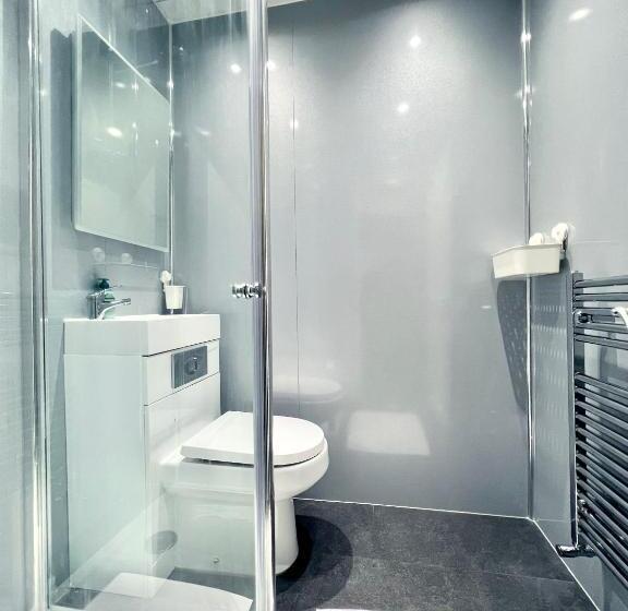 标准单人间, Roost Hill Guest House Free Parking