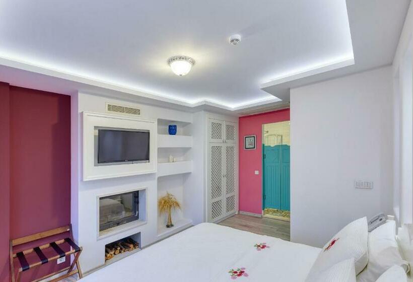 סוויטה דלוקס, Sigacik Gardenya Buti̇k Otel