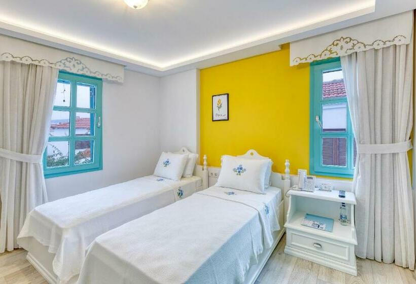 סוויטת ג'וניור דלוקס, Sigacik Gardenya Buti̇k Otel