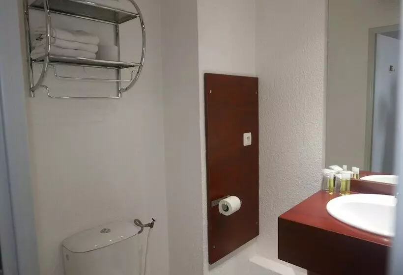 スタンダードシングルルーム, Abbatiale Hotel Grenoble Centre