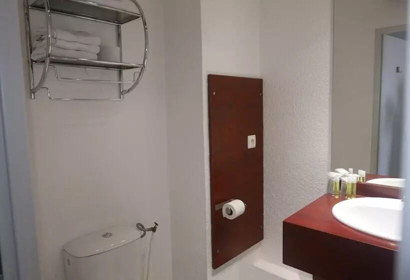 ファミリールーム, Abbatiale Hotel Grenoble Centre