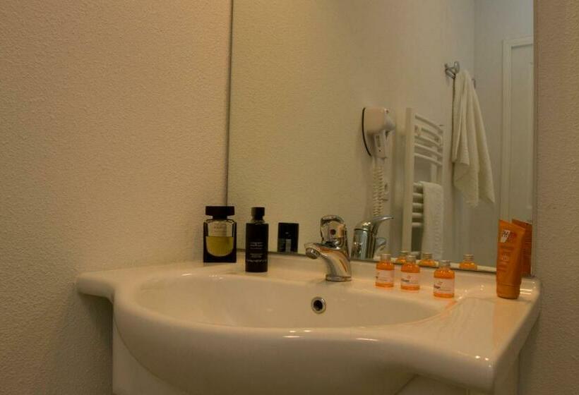 标准工作室, Adonis Grandcamp  Residence Les Isles De Sola