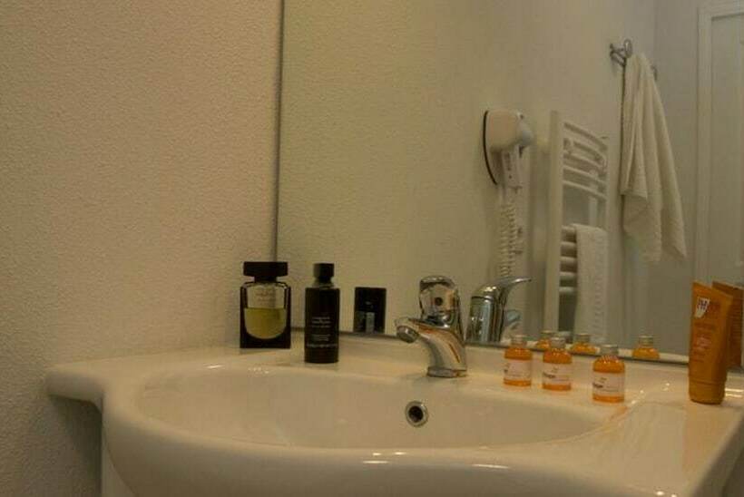 标准工作室, Adonis Grandcamp  Residence Les Isles De Sola