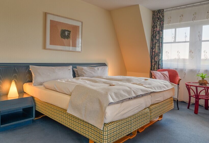 バルコニー付きスタンダードルーム, Alter Landsitz Sommerstorf