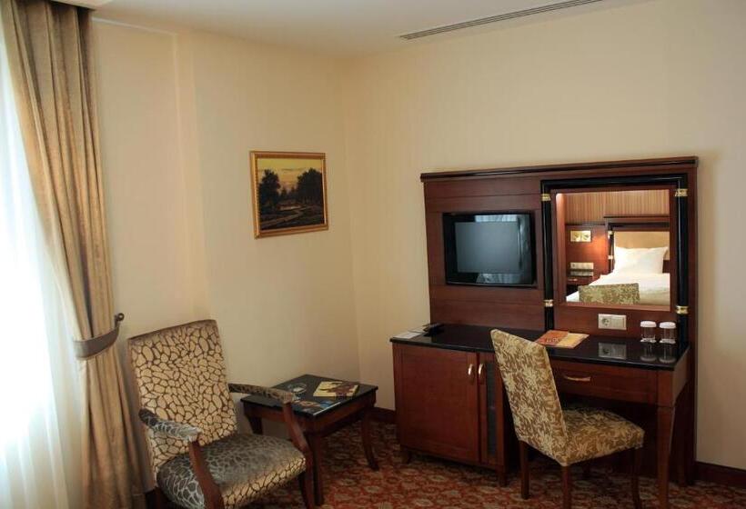 اتاق استاندارد, Atropat Old City