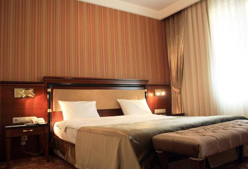 اتاق استاندارد, Atropat Old City