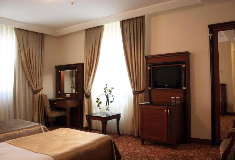 اتاق استاندارد, Atropat Old City