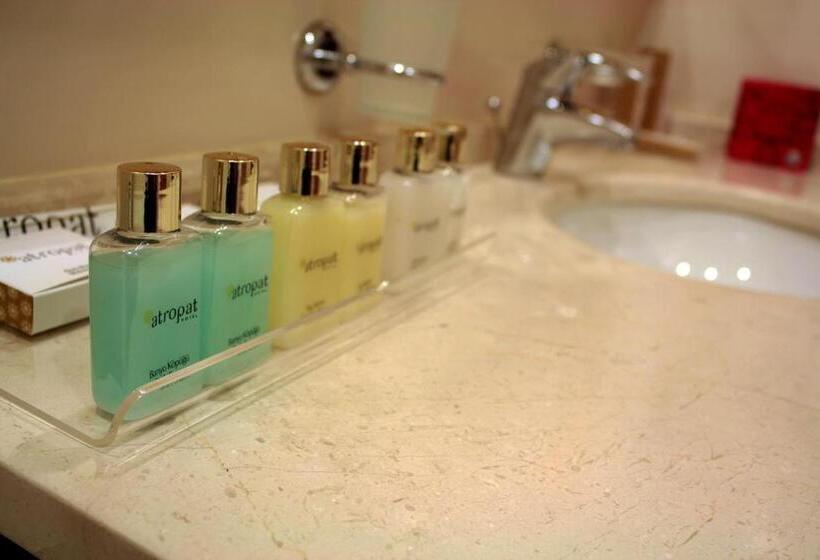 سوئیت رویال, Atropat Old City