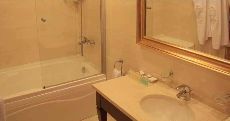 اتاق استاندارد, Atropat Old City