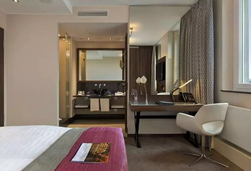 Superior Room, Flemings Selection Hotel Frankfurt City
