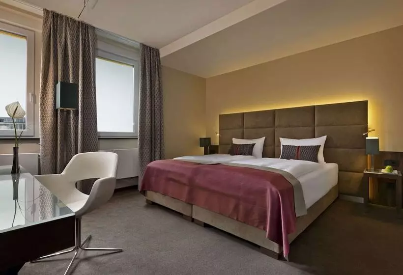 Superior Room, Flemings Selection Hotel Frankfurt City