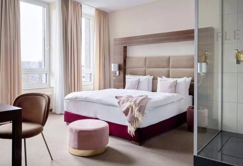Superior Room, Flemings Selection Hotel Frankfurt City