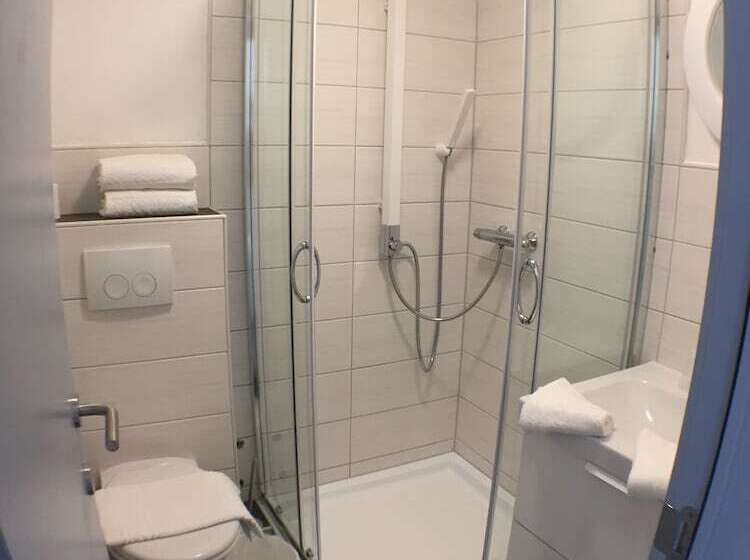 غرفة قياسية, Fritz