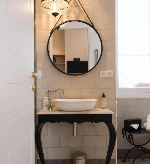 اتاق استاندارد, L Abbaye Hôtel