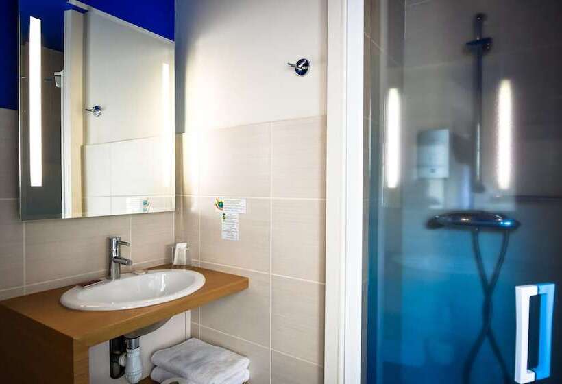 Номер Стандарт, Le Bord O Vieux Port