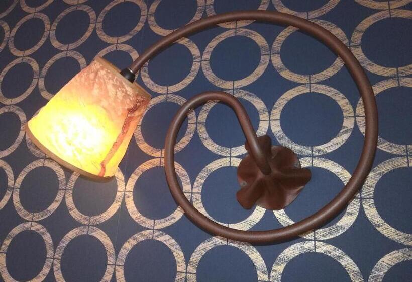 חדר קומפורט, Le Régence