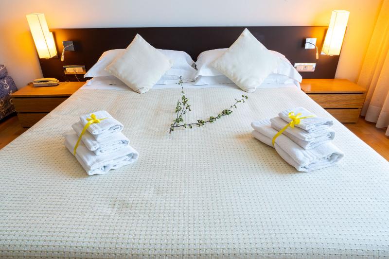 带大床的标准工作室, Mantra Charles