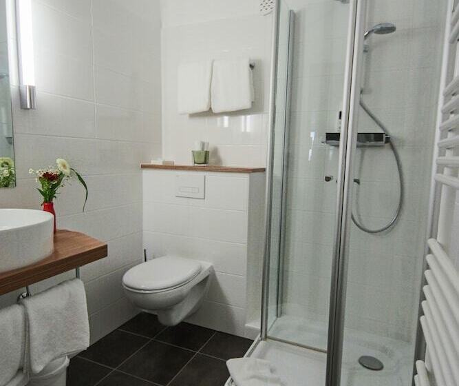 חדר סטנדרט, Parkhotel Emstaler Höhe