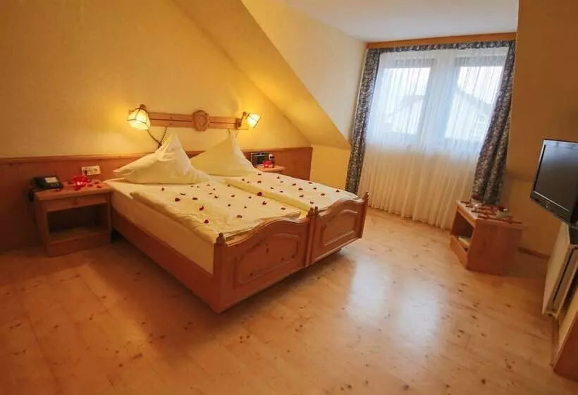 スイート, Parkhotel Emstaler Höhe