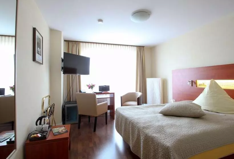スタンダードルーム, Parkhotel Emstaler Höhe
