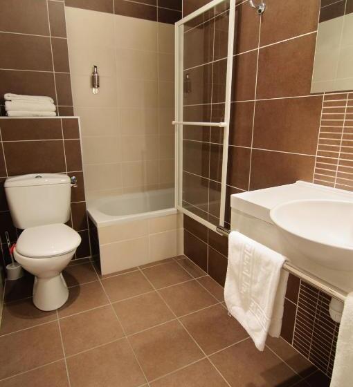 Номер Стандарт, The Originals City, Hôtel Dau Ly, Lyon Est