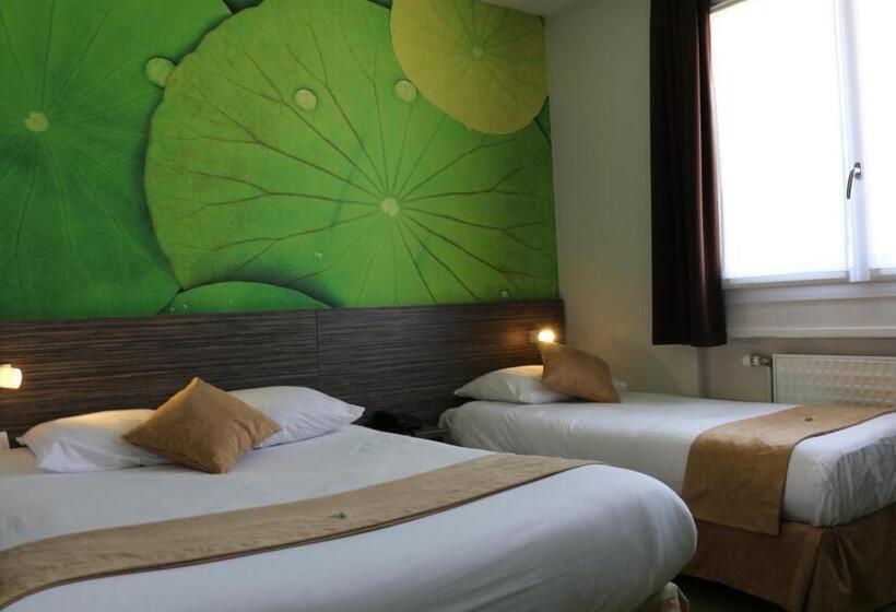 Номер Стандарт Трехместный, The Originals City, Hôtel Dau Ly, Lyon Est