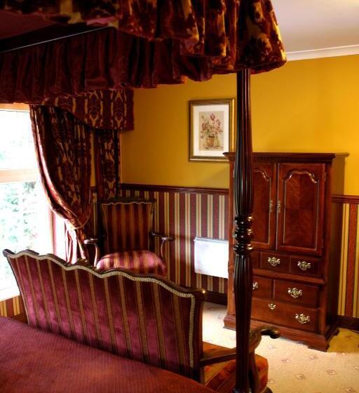 Номер Superior, Ty Newydd Country