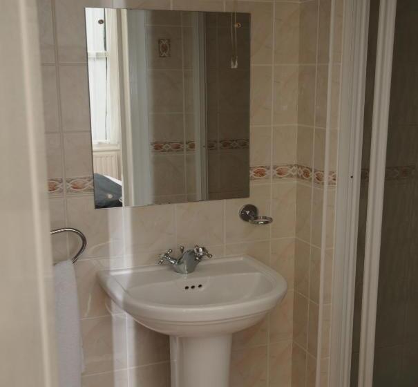 标准间, Wimblehurst