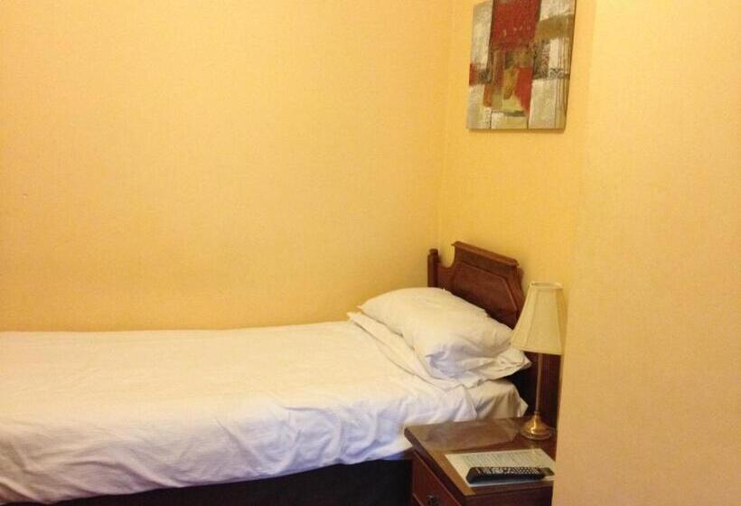 标准单人间, Wimblehurst