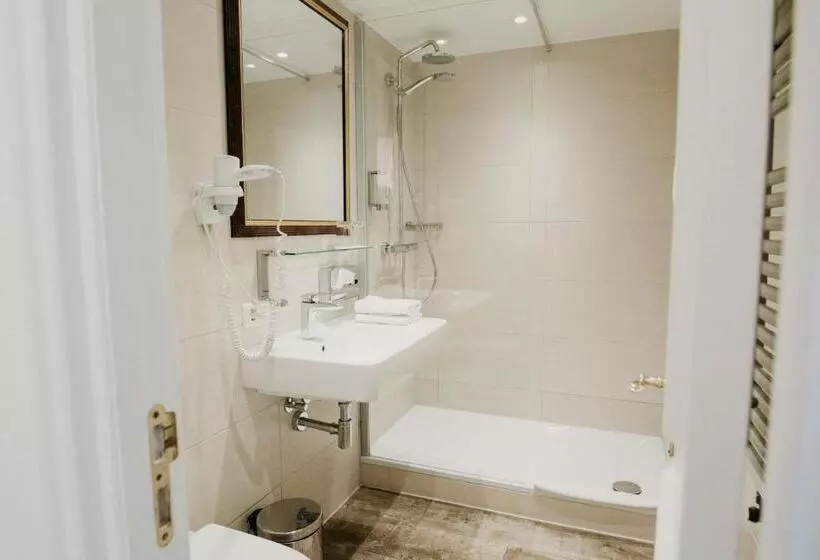 Comfort room with lake view, Seehotel Töpferhaus