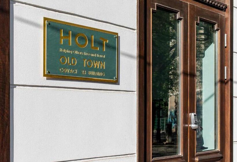 استودیوی استاندارد, Holt Old Town Suites