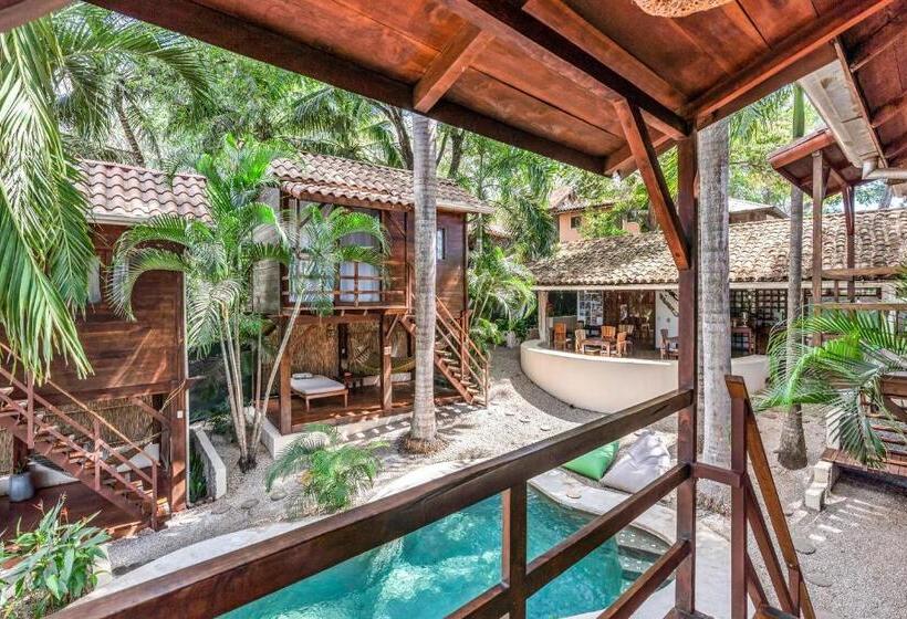 스탠다드 방갈로, The Beach Bungalows   Yoga And Surf House   Adults Only