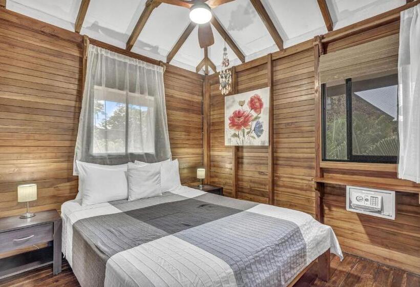 Бунгало Deluxe, The Beach Bungalows   Yoga And Surf House   Adults Only