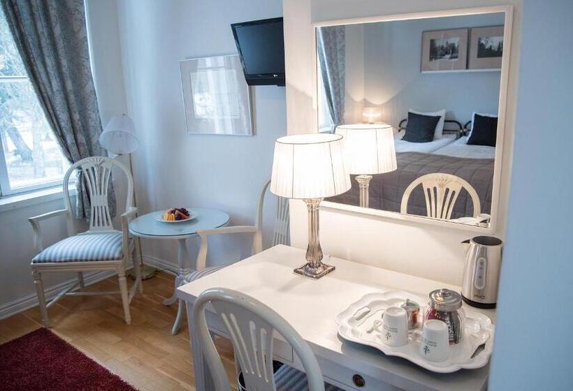 ガーデンビュースタンダードルーム, Mustion Linna / Svartå Manor