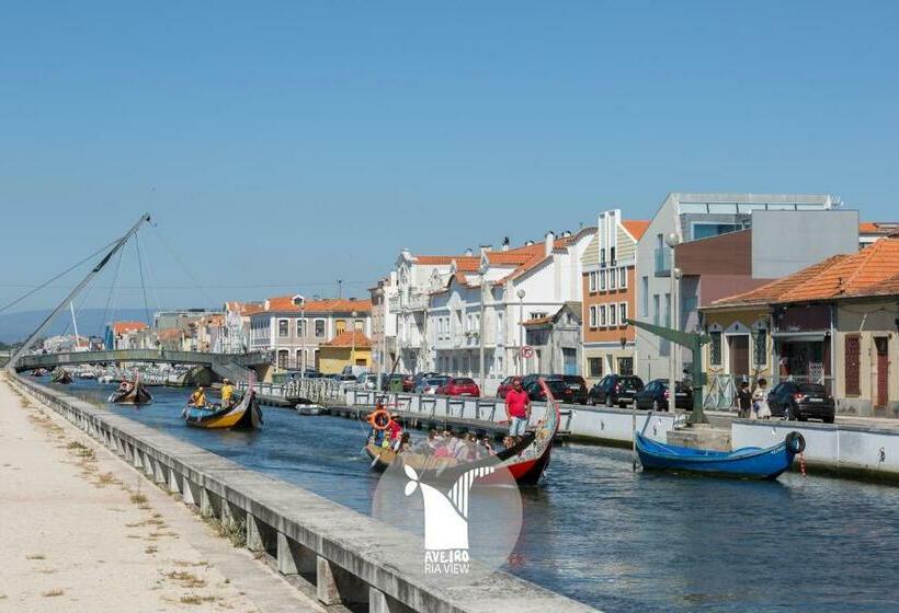 جناح جونيور ذات إطلالة, Aveiro Ria View