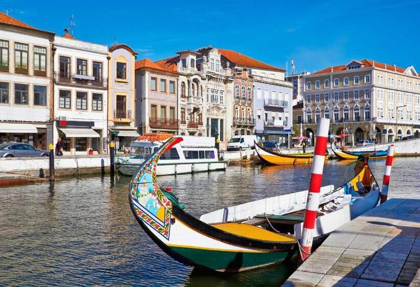 جناح جونيور ذات إطلالة, Aveiro Ria View