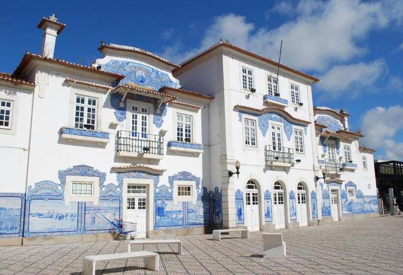 جناح جونيور ذات إطلالة, Aveiro Ria View