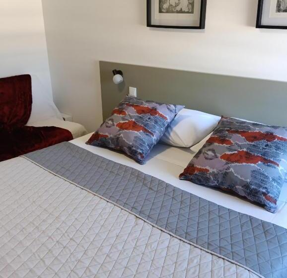 جناح جونيور ذات إطلالة, Aveiro Ria View