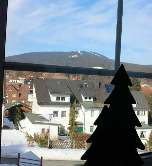 آپارتمان 3 خوابه, Kleines Berghaus