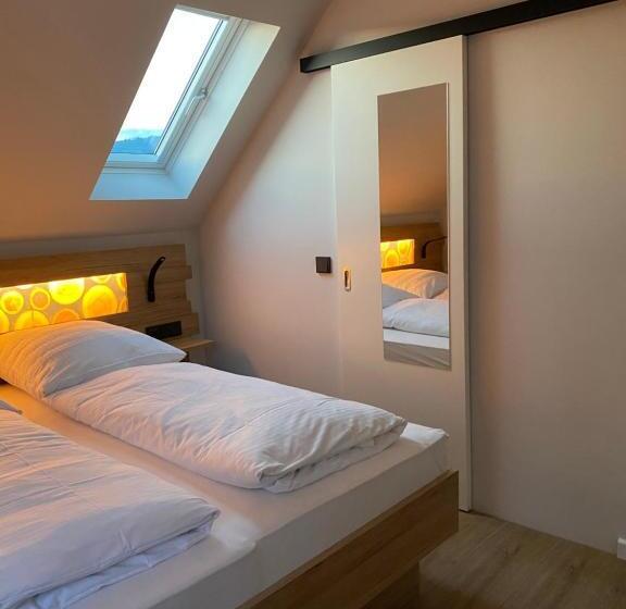 اتاق استاندارد با چشمانداز کوهستان, Kleines Berghaus