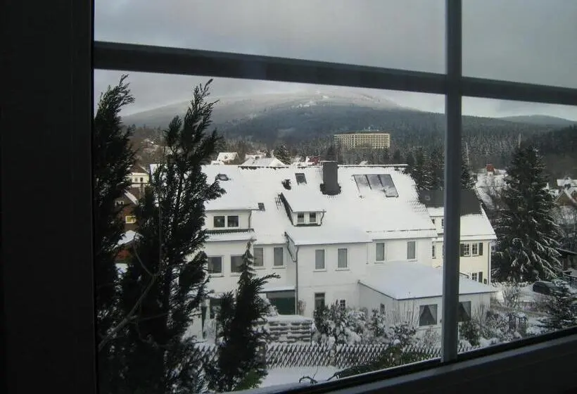 Huoneisto 1 Makuuhuone, Kleines Berghaus