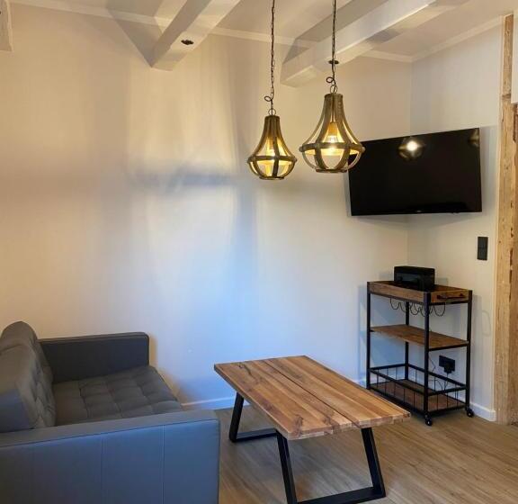 آپارتمان 2 خوابه, Kleines Berghaus