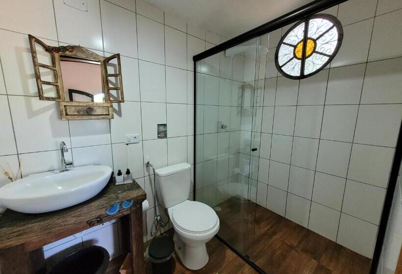 套房带泳池景, Pousada Sitio Da Terra E Arte