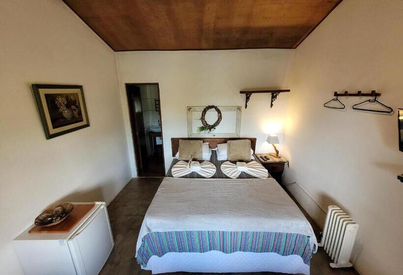 套房带泳池景, Pousada Sitio Da Terra E Arte