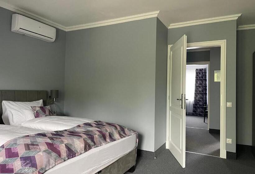 Appartamento 1 Camera da Letto con Balcone, Wegzen