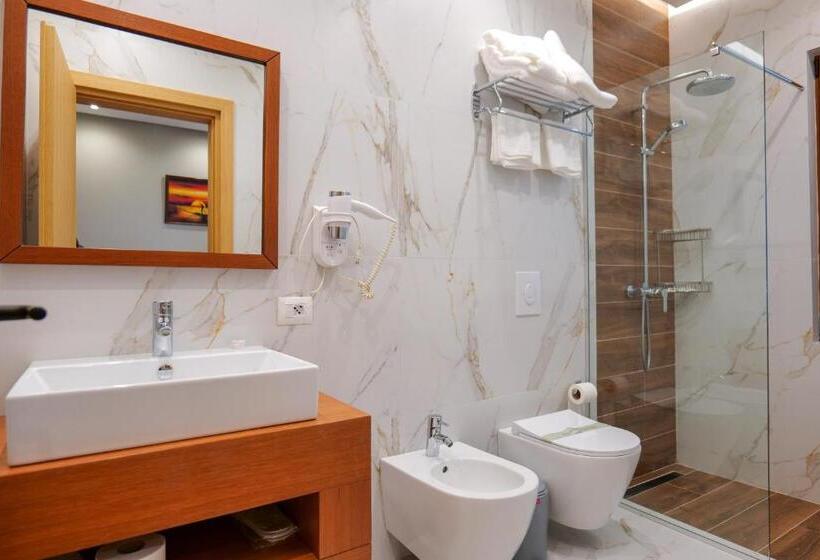 جناح سرير كينج, 6 Milje