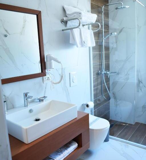 غرفة قياسية ثلاثية, 6 Milje