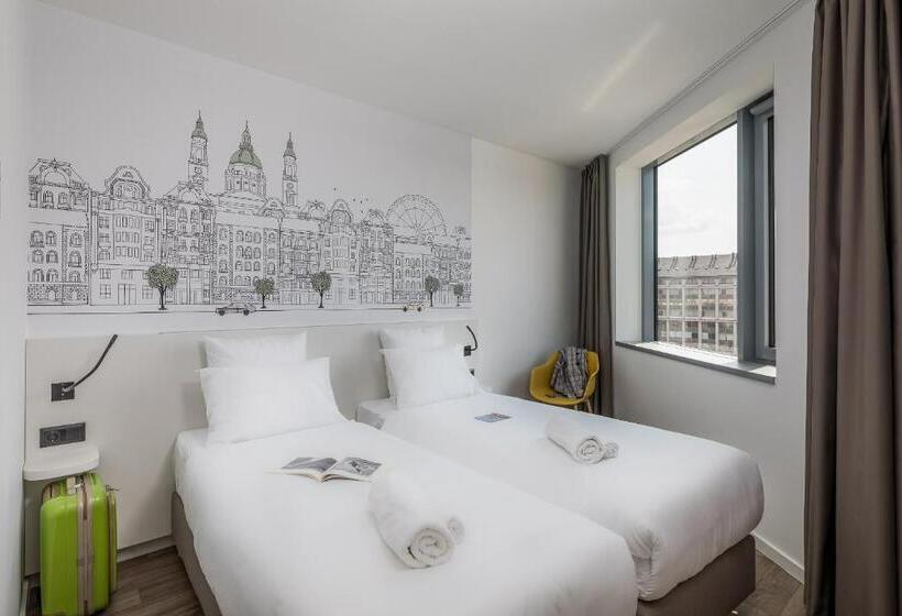 디럭스 4인 룸, B&b Hotel Budapest City