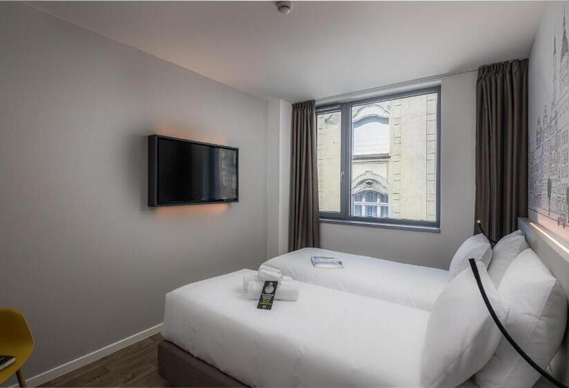 Номер Стандарт, B&b Hotel Budapest City
