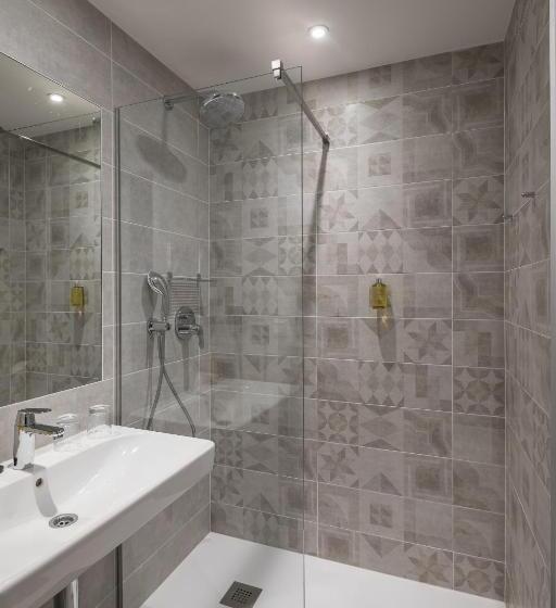 4인용 스탠다드 룸, B&b Hotel Budapest City